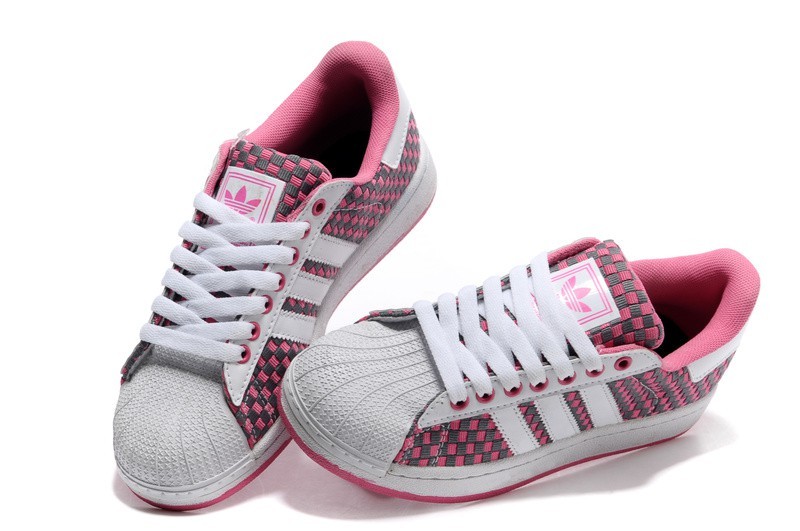 chaussure adidas femme montant pas cher