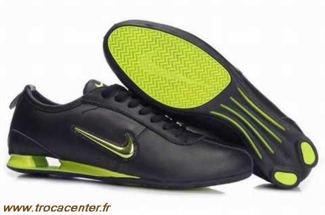 nike shox rivalry taille 39